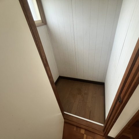 登別市新川町3丁目8-5戸建の収納