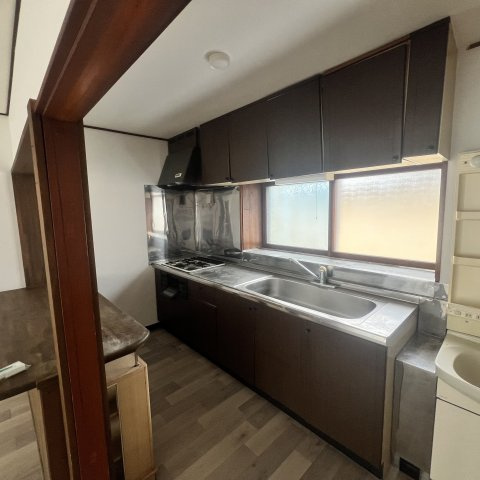 登別市新川町3丁目8-5戸建のキッチン