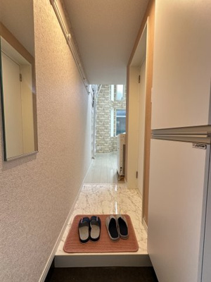 【玄関】 | ユナイト和田町スワロフスキー