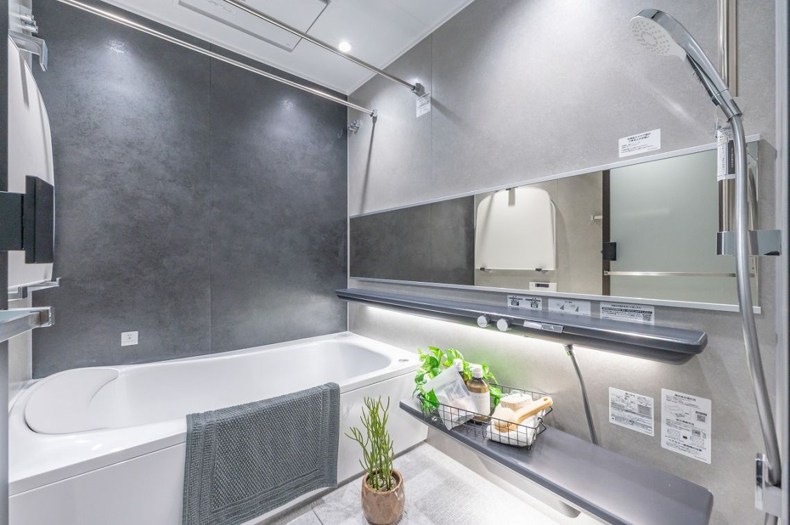 秀和青山神宮前レジデンスの浴室