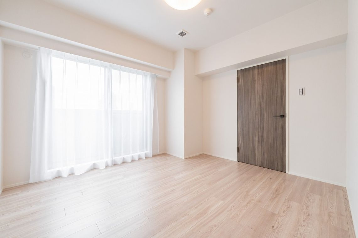 秀和青山神宮前レジデンスの洋室