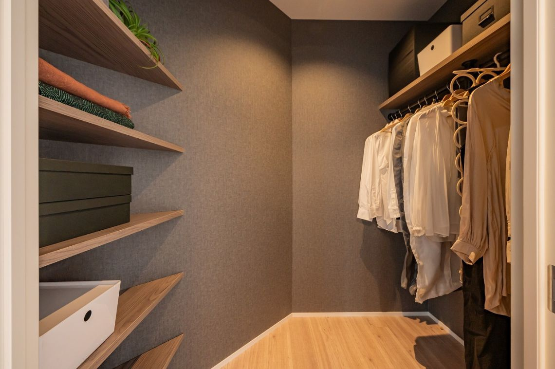 秀和青山神宮前レジデンスの収納