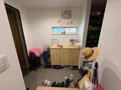 【玄関】 | 土浦市中村南　[オール電化]　中古戸建