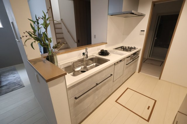 【キッチン】 | 《仲介手数料無料》南区大字大谷口869(33期A号棟)新築一戸建て | 撮影日 2025年10月23日 15:00 晴れ