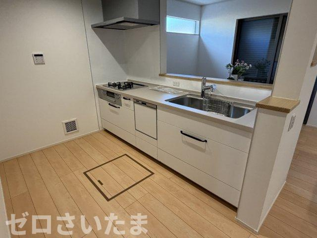 《仲介手数料無料》南区大字大谷口869新築一戸建てのキッチン|撮影日 2025年10月23日 15:15 晴れ