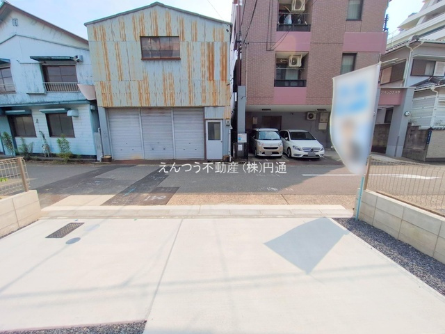 リガーレ伝馬2期の駐車場