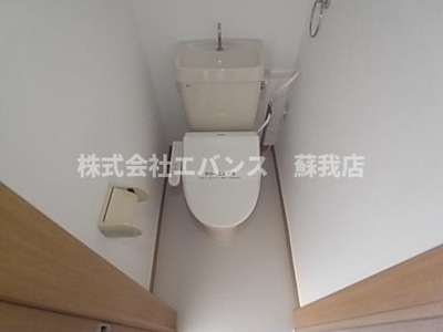 【トイレ】 | フラッツ風戸 | 落ち着いた色調のトイレです