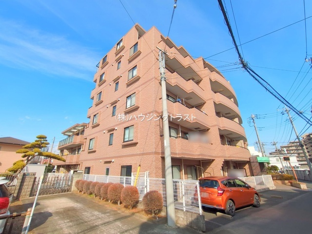 仲介手数料無料　ワコーレ所沢ヴェルシードの外観