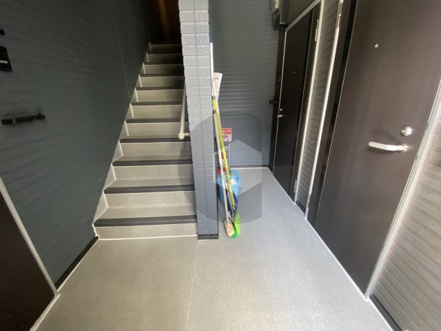 REGIES新深江のロビー