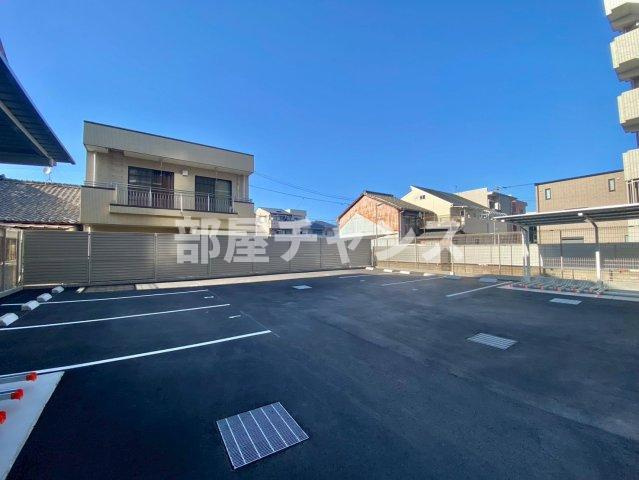 ディアレイシャス名古屋中村公園の駐車場