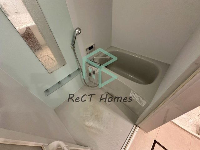 クラージュKSの浴室