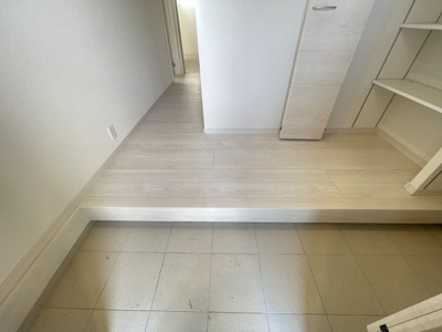 【玄関】 | 南城市知念久手堅（全5棟）ラスト2号棟 | 2号棟　