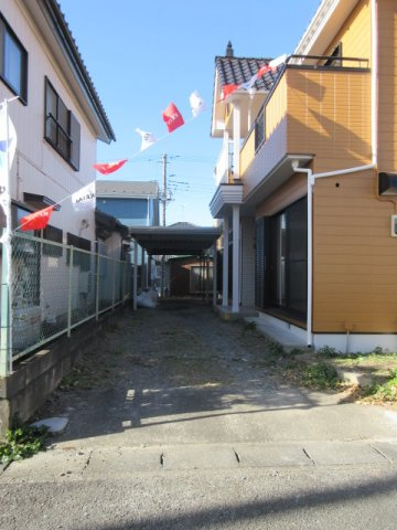 中古戸建　東松山市西本宿2071-7（リフォーム住宅）の駐車場