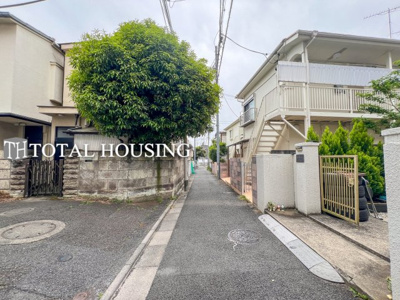 【前面道路含む現地写真】 | －弊社限定公開－世田谷区松原3丁目　中古戸建　全1棟