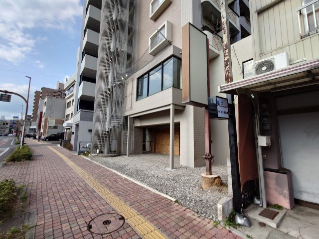 グランピア本荘２Fの外観