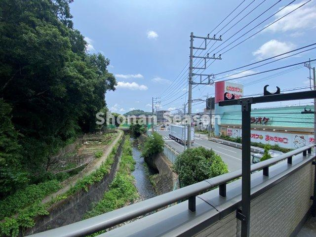 【展望】 | 自然豊かな川のせせらを聞きながら、リラックスした生活が送れます◎ 