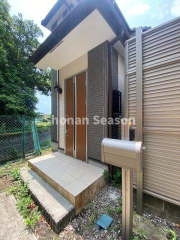 【外観】 | 全居室南側で日当たり良好なため、どのお部屋にいても明るい室内です♪