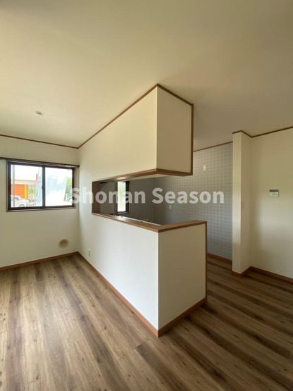 【キッチン】 | カウンターキッチンで家族と会話を楽しみながら料理ができますよ♪