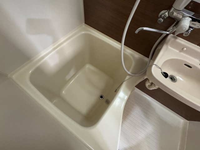 グランドール服部の浴室