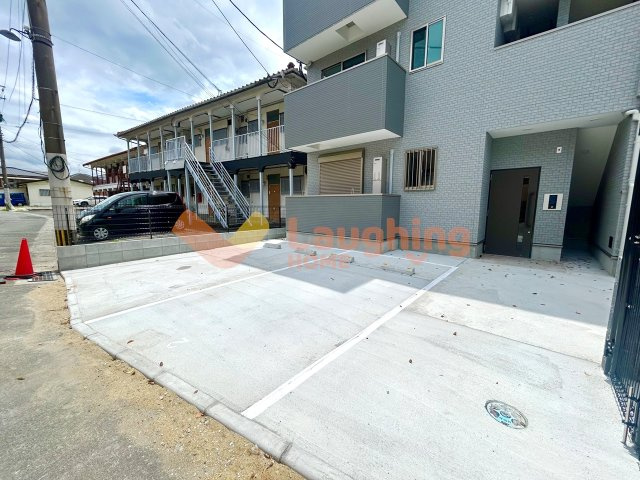 THENOBLES久留米西町の駐車場