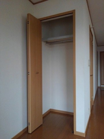 ヴィオラ・Ｙの収納