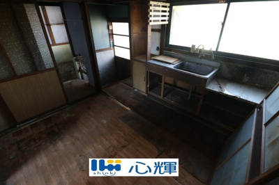 【キッチン】 | 東岐波西中原（平屋） | 劣化破損あり。壁、穴あき箇所あり。