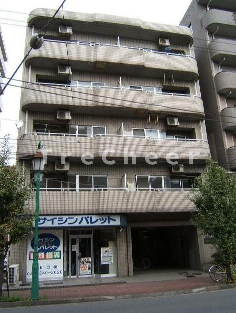 西川口藤ハイツの外観