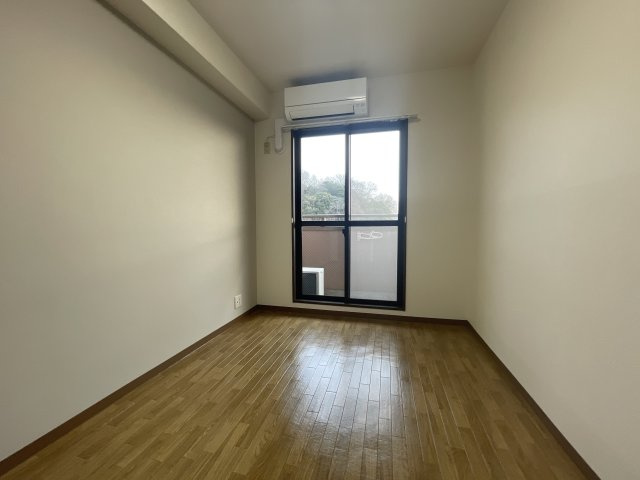 キャッスルコート御立唐立の居間・リビング