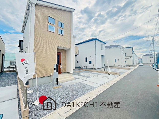 【前面道路含む現地写真】 | 桶川市加納6期　GRAFARE　新築戸建　全32区画　26号棟