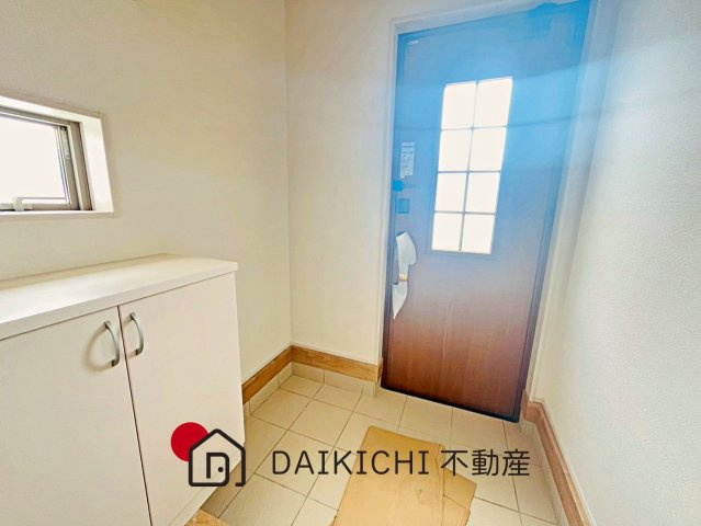 【玄関】 | 桶川市加納6期　GRAFARE　新築戸建　全32区画　26号棟