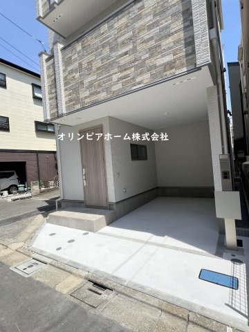 新築戸建 江東区東砂４丁目 4LDK カースペース　所有権18.34坪の駐車場