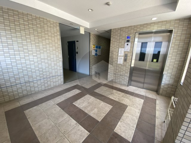 ルミエール・フジのロビー