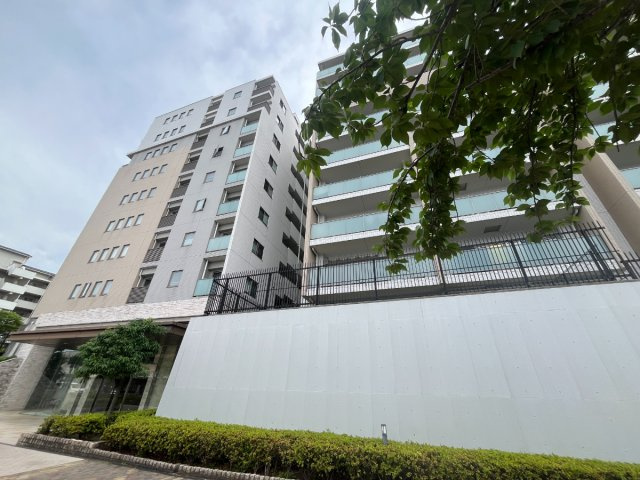 青葉山手台クローバーヒルズの外観