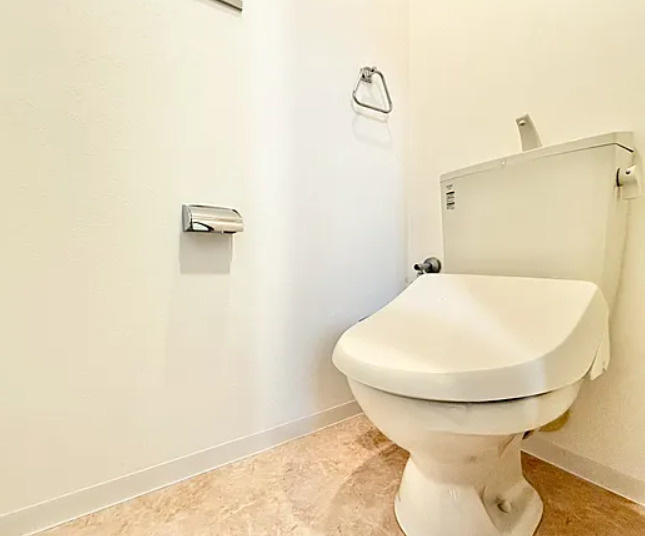 グラン・コート東松戸のトイレ|落ち着いたトイレです