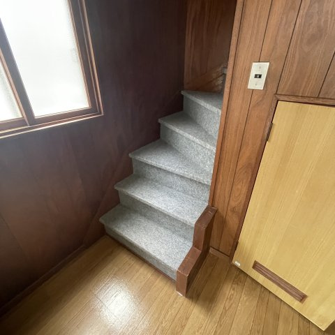 室蘭市舟見町2丁目88-1手前のエントランス