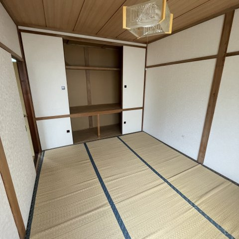 室蘭市舟見町2丁目88-1手前の内装