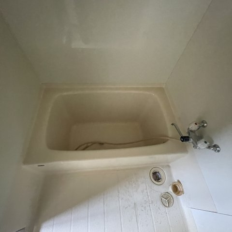 室蘭市舟見町2丁目88-1手前の浴室