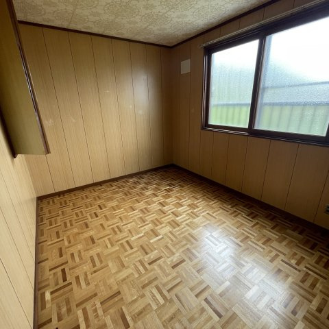 室蘭市舟見町2丁目88-1手前の内装