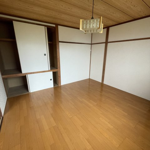 室蘭市舟見町2丁目88-1手前の収納