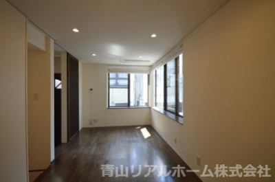 【居間・リビング】 | フェレイラ貸家戸建 | 1階