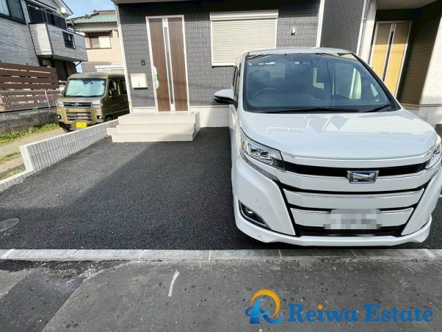 新築戸建　茅ヶ崎市萩園第　全2棟の駐車場