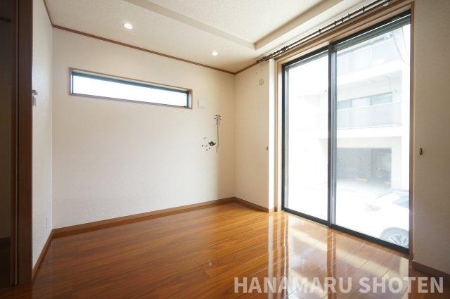 中古　千葉市中央区神明町の居間・リビング|＊当日ご案内可＊ご希望の物件まとめてご案内！弊社が掲載していない物件でもOK♪お気軽にご相談ください ♪お電話でのお問合わせがスムーズ♪