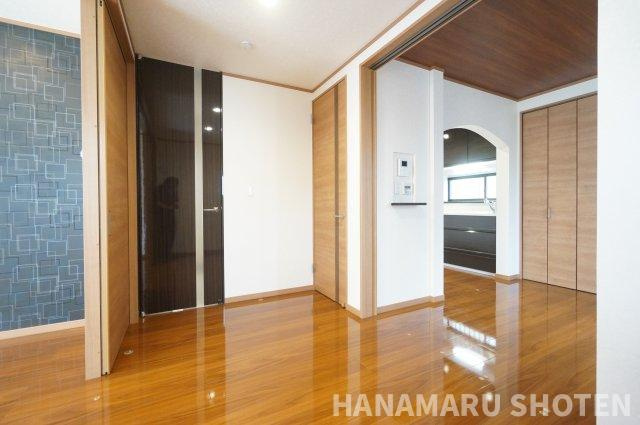 中古　千葉市中央区神明町の居間・リビング|＊当日ご案内可＊ご希望の物件まとめてご案内！弊社が掲載していない物件でもOK♪お気軽にご相談ください ♪お電話でのお問合わせがスムーズ♪