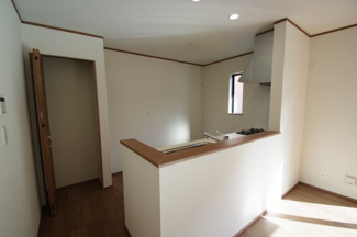 【キッチン】 | 【仲介手数料無料！！】日野市平山５丁目　新築戸建て（全3棟）3号棟　4490万円