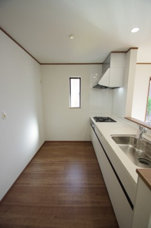 【キッチン】 | 【仲介手数料無料！！】日野市平山５丁目　新築戸建て（全3棟）3号棟　4490万円