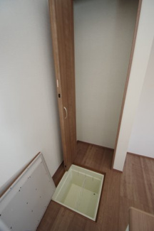 【収納】 | 【仲介手数料無料！！】日野市平山５丁目　新築戸建て（全3棟）3号棟　4490万円