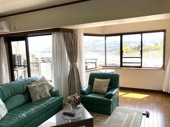 【ダイニング】 | サニークレスト伊東壱番館