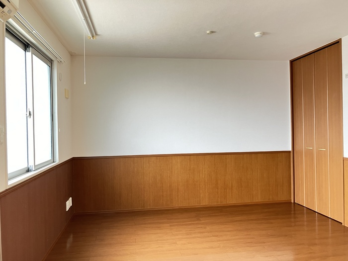 コンフォールの洋室