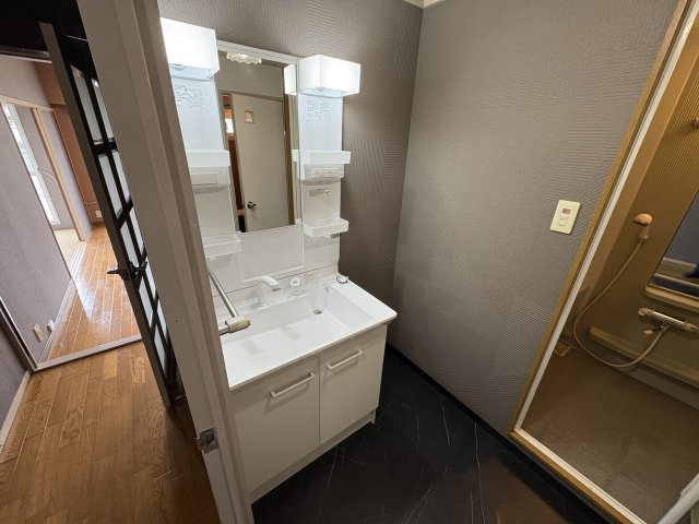 クレドール垂水Ⅱの独立洗面台