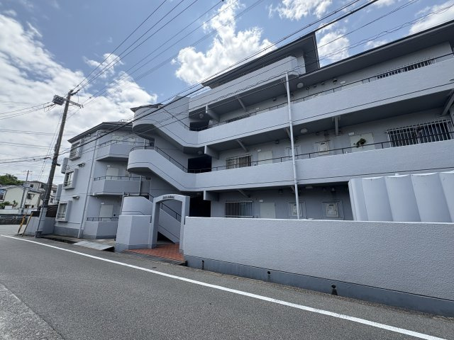 クレドール垂水Ⅱの外観